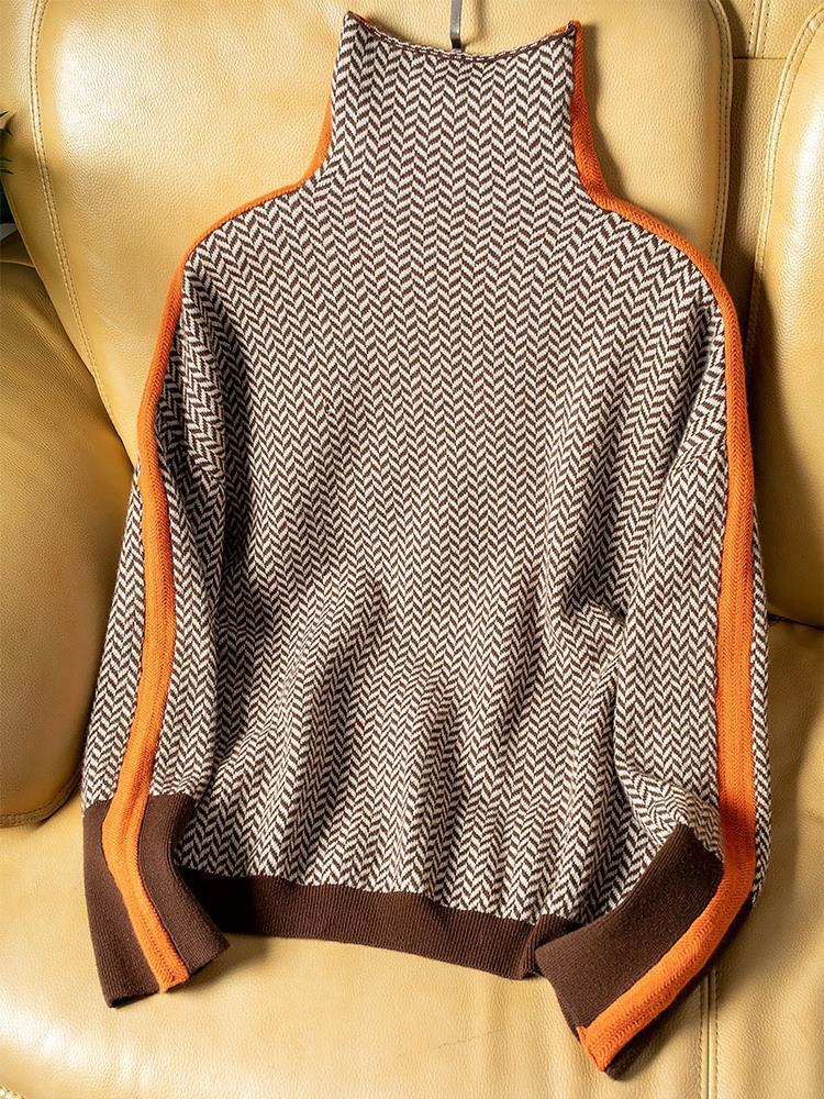 Gia | Turtleneck With Striking Contrasting Stripes