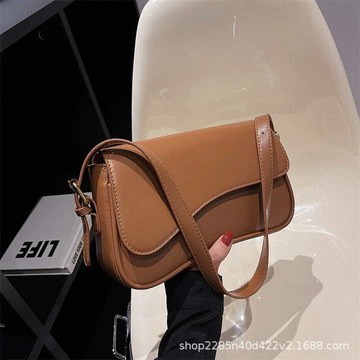 Claire | Shoulder Saddle Bag