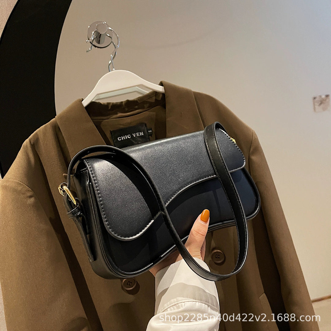 Claire | Shoulder Saddle Bag
