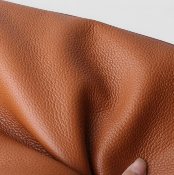 Fera - Elegant and Timeless Shoulder Bag