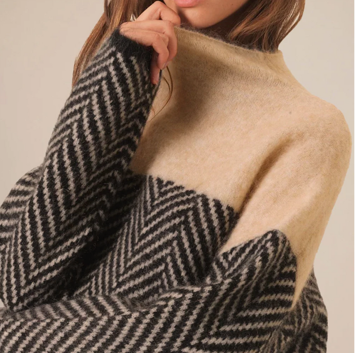 Adelie| Premium Turtleneck