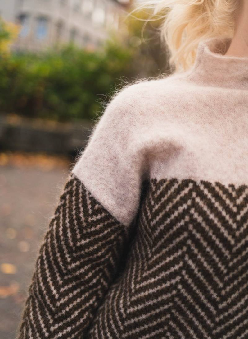 Adelie| Premium Turtleneck