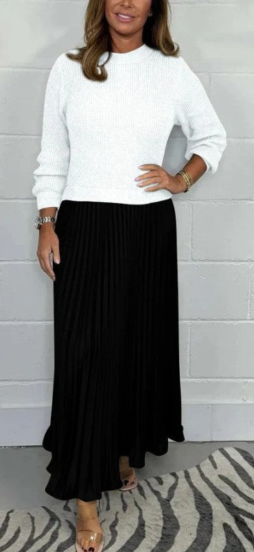 Kai | Pleated Dress With Sweater